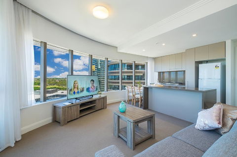 Australian Tower Stay - Accommodation Cairns 3