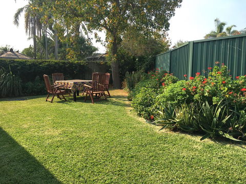 Sydney Amazing Holiday Home Bridal BnB - Accommodation Cairns 40