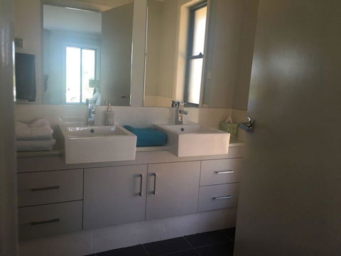 Sydney Amazing Holiday Home Bridal BnB - Accommodation Cairns 10