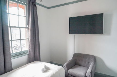 Oasis On Beamish Hotel - Accommodation Cairns 10