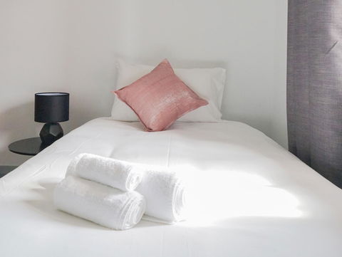 Oasis On Beamish Hotel - Accommodation Cairns 7