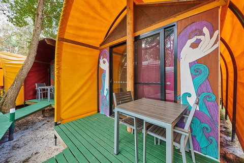 Arts Factory By Nomads - Accommodation Cairns 11