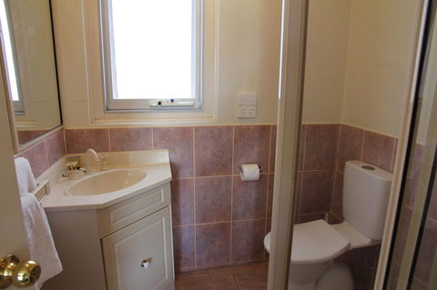 Tumut Apartments - Accommodation Cairns 10