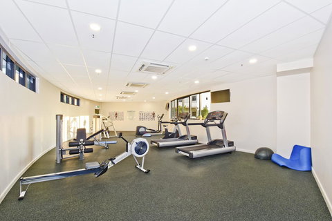 Nomikis\'On The Avenue - Accommodation Cairns 22