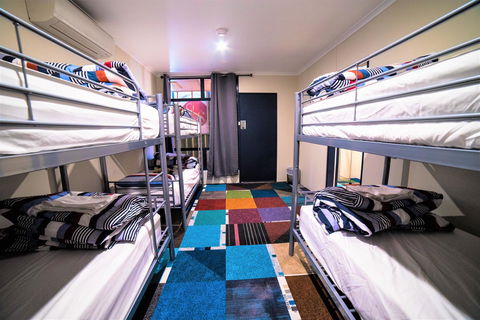 Jump Inn Alice Budget Accommodation - Accommodation Cairns 42