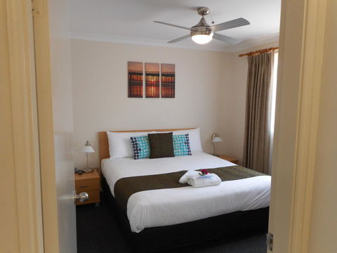 Beaches Serviced Apartments - Accommodation Cairns 28