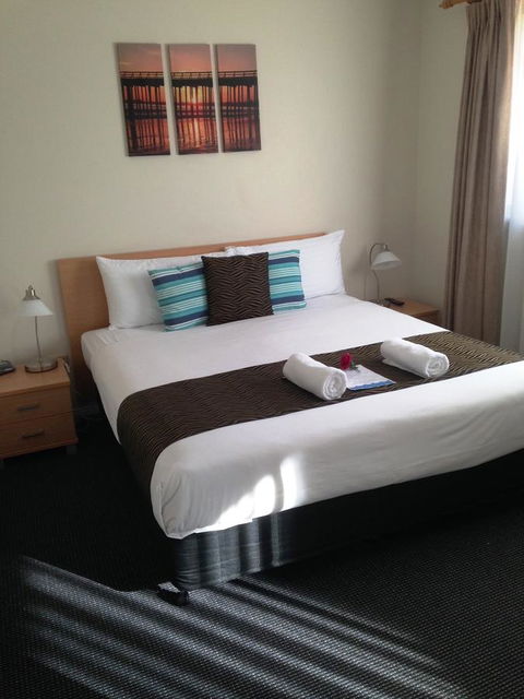 Beaches Serviced Apartments - Accommodation Cairns 40