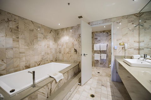 Hilton Darwin - Accommodation Cairns 35