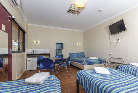 Discovery Resorts - Kings Canyon - Accommodation Cairns 17