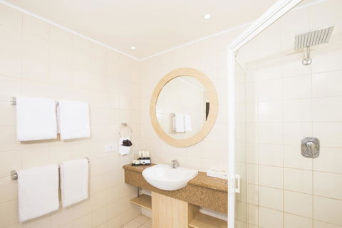 Discovery Resorts - Kings Canyon - Accommodation Cairns 4
