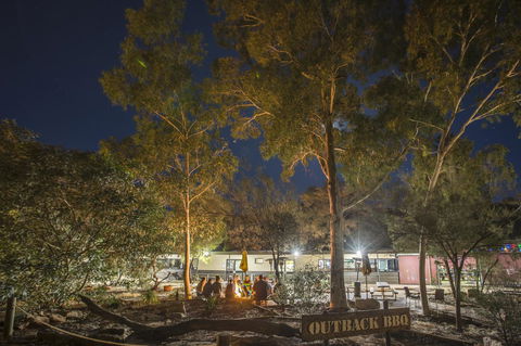 Discovery Resorts - Kings Canyon - Accommodation Cairns 11