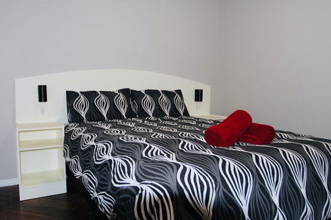 Erldunda Desert Oaks Resort - Accommodation Cairns 5