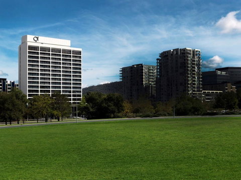 QT Canberra - Accommodation Cairns 16