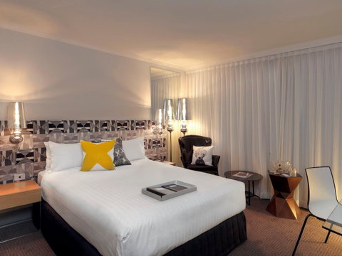 QT Canberra - Accommodation Cairns 22