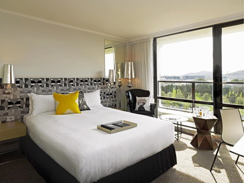 QT Canberra - Accommodation Cairns 0