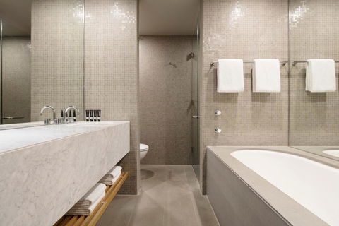 Hotel Realm - Accommodation Cairns 14