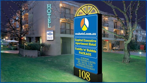 Madison Capital Executive Apartments - Accommodation Cairns 0