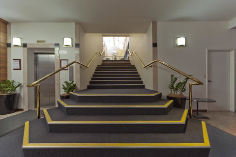 Madison Capital Executive Apartments - Accommodation Cairns 9