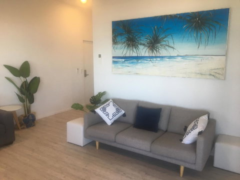 Lennox Holiday Apartments - Accommodation Cairns 26