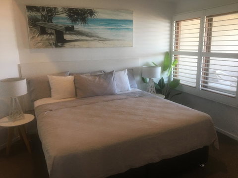 Lennox Holiday Apartments - Accommodation Cairns 23