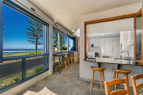 Lennox Holiday Apartments - Accommodation Cairns 32