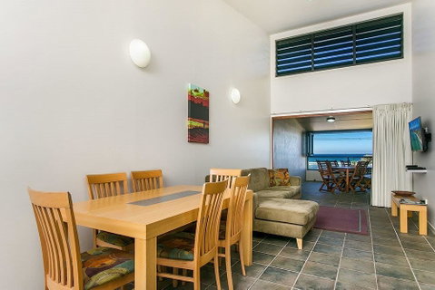 Lennox Holiday Apartments - Accommodation Cairns 31