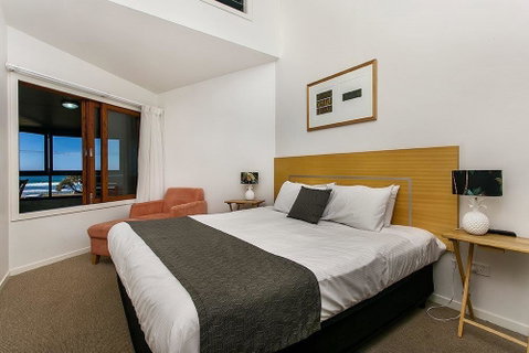 Lennox Holiday Apartments - Accommodation Cairns 27