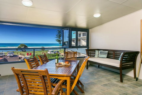 Lennox Holiday Apartments - Accommodation Cairns 2