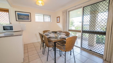 Booker Pde, 29, Diamond Head - Accommodation Cairns 2