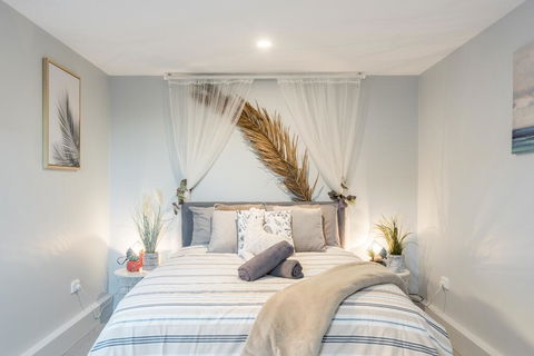 Boutique Private Rm Situated In The Heart Of BurwoodG1 - Accommodation Cairns 0