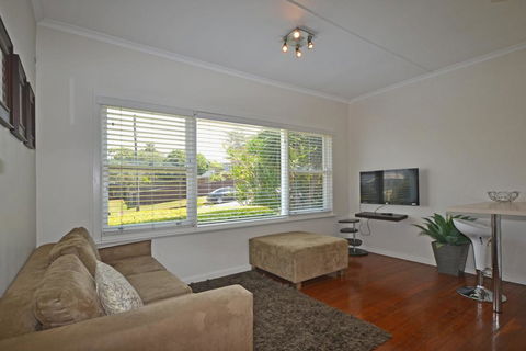 Breakers 1 2 Hill Street - Accommodation Cairns 1