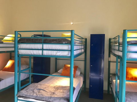 Breeze Lodge - Accommodation Cairns 1