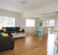 Bright and Breezy - Accommodation Cairns