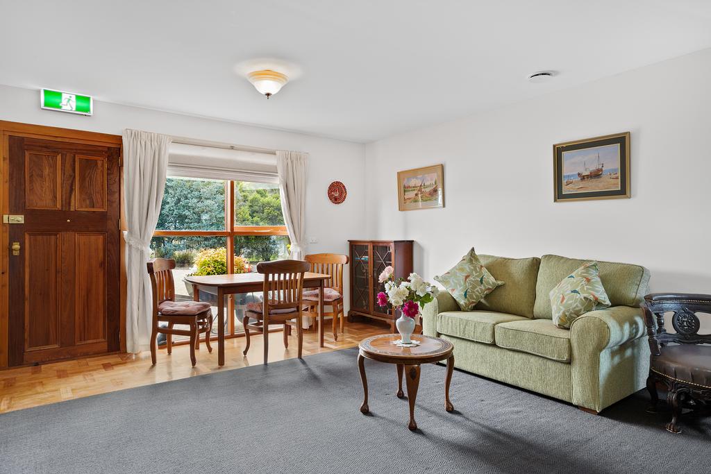 Tinderbox TAS Accommodation Cairns