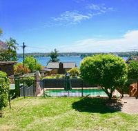 Bundeena Base Holiday Home - Accommodation Cairns