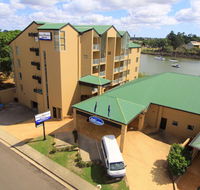 Burnett Riverside Hotel - Accommodation Cairns