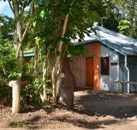 Bushland Cottages and Lodge - Accommodation Cairns