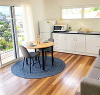 Cabin in the Sky Glorious Views to Magnetic Island - Accommodation Cairns