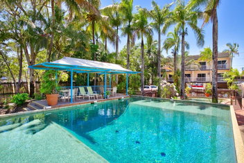 Cairns City Sheridan with Accommodation Cairns