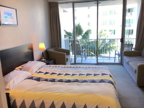 Cairns Esplanade 2 Bed 2 Bath Resort Hotel - Accommodation Cairns 1