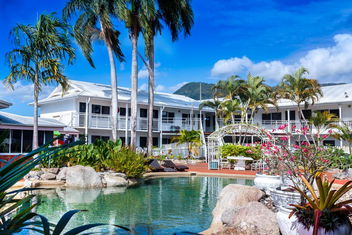 Cairns New Chalon with Accommodation Cairns