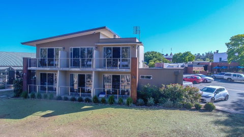 Campaspe Lodge - Accommodation Cairns 0