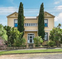Campbell House - Accommodation Cairns