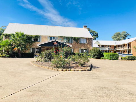 Campbelltown Colonial Motor Inn - Accommodation Cairns 0