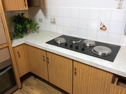 CAMPBELLTOWN HOLIDAY HOME 3 BED + FREE PARKING NCA039 - Accommodation Cairns 1