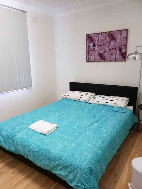 CAMPBELLTOWN HOLIDAY HOME 3 BED + FREE PARKING NCA039 - Accommodation Cairns 3