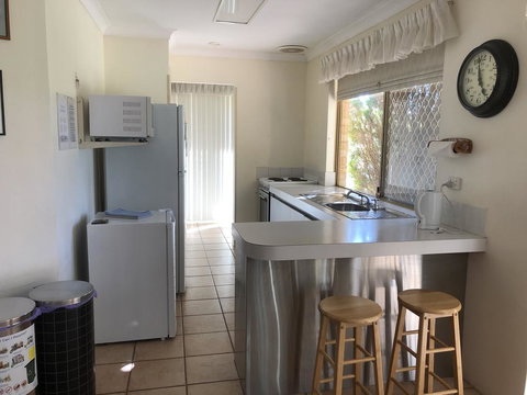 Canal Time Home Mandurah - Accommodation Cairns 2