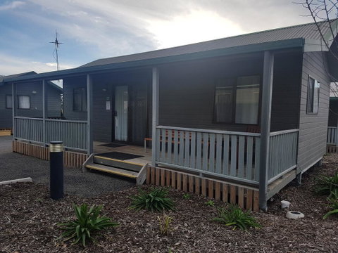 Canberra Carotel Motel - Accommodation Cairns 2