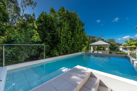 Candlelight - Airlie Beach - Accommodation Cairns 1