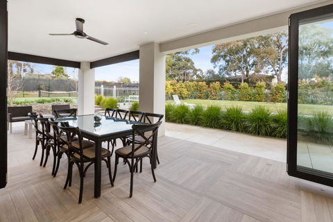 CATALINA - MOUNT ELIZA - Accommodation Cairns 2